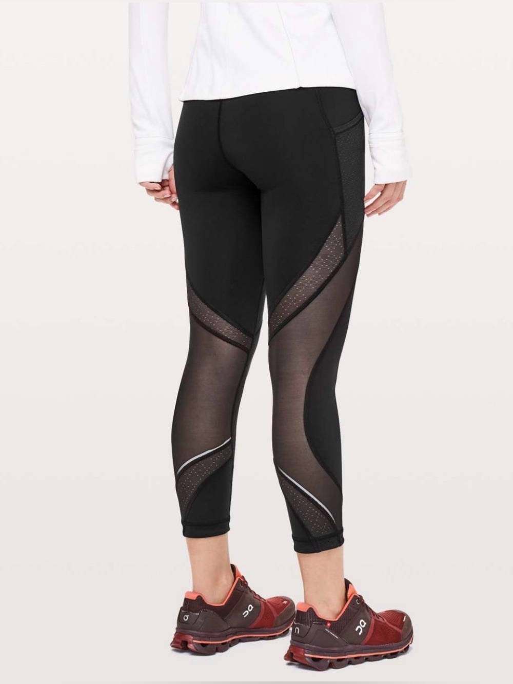 Lululemon Run Smoothly Crop *23"